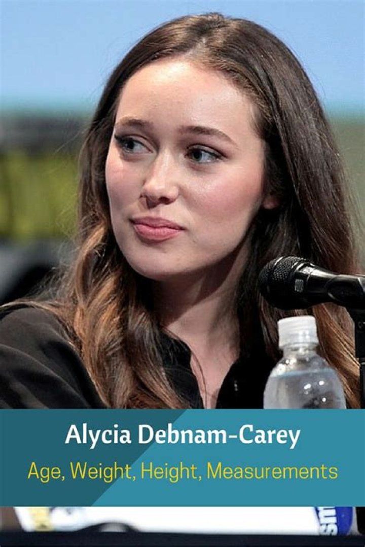 Alycia Debnam-Carey Bra Size, Age, Weight, Height, Measurements