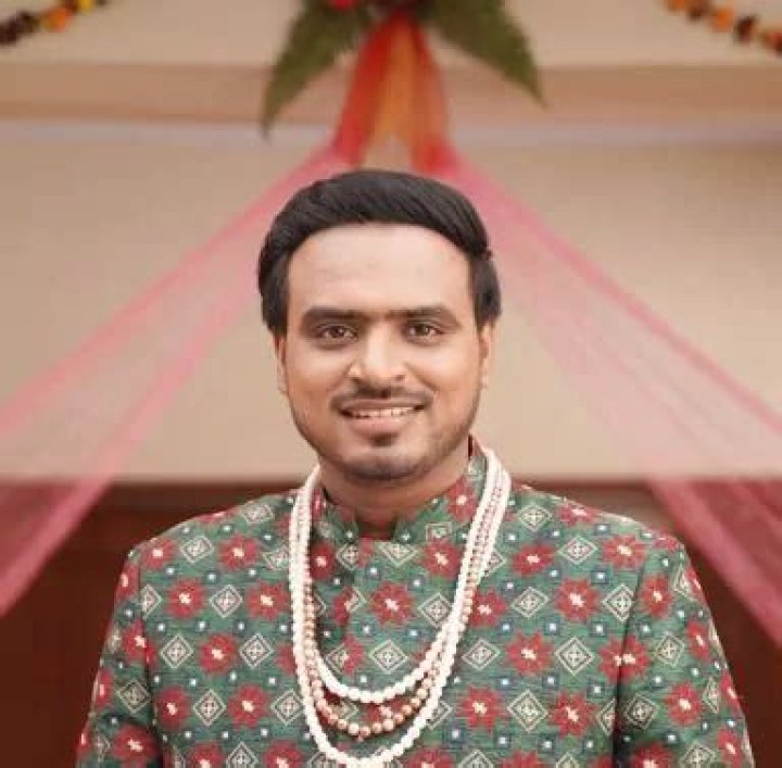 Amit Bhadana [Youtuber] Net Worth, Wiki, Wife & More