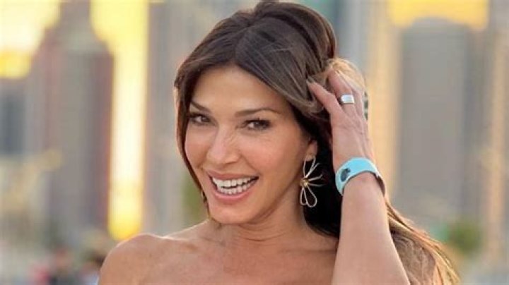 Catherine Fulop Poses in Bikini. Here's How She Stays Fit. — Celebwell