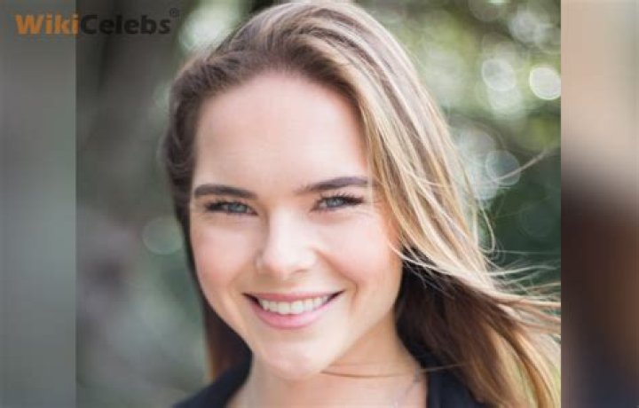 Charlotte Powdrell Wiki, Age, Net Worth, Boyfriend & Parents