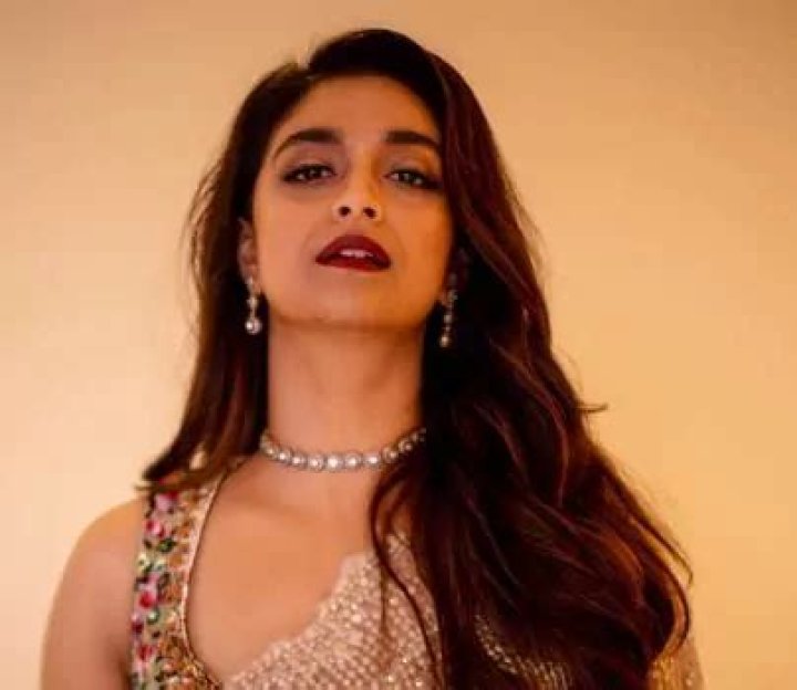 Chitra Shukla Wiki, Age, Husband, Height, Family & More