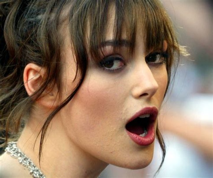 Does Keira Knightley close her mouth? – Celebrity