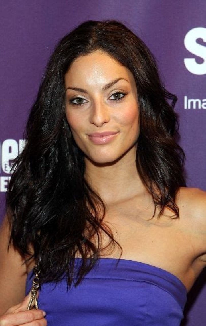 Erica Cerra Bra Size, Age, Weight, Height, Measurements