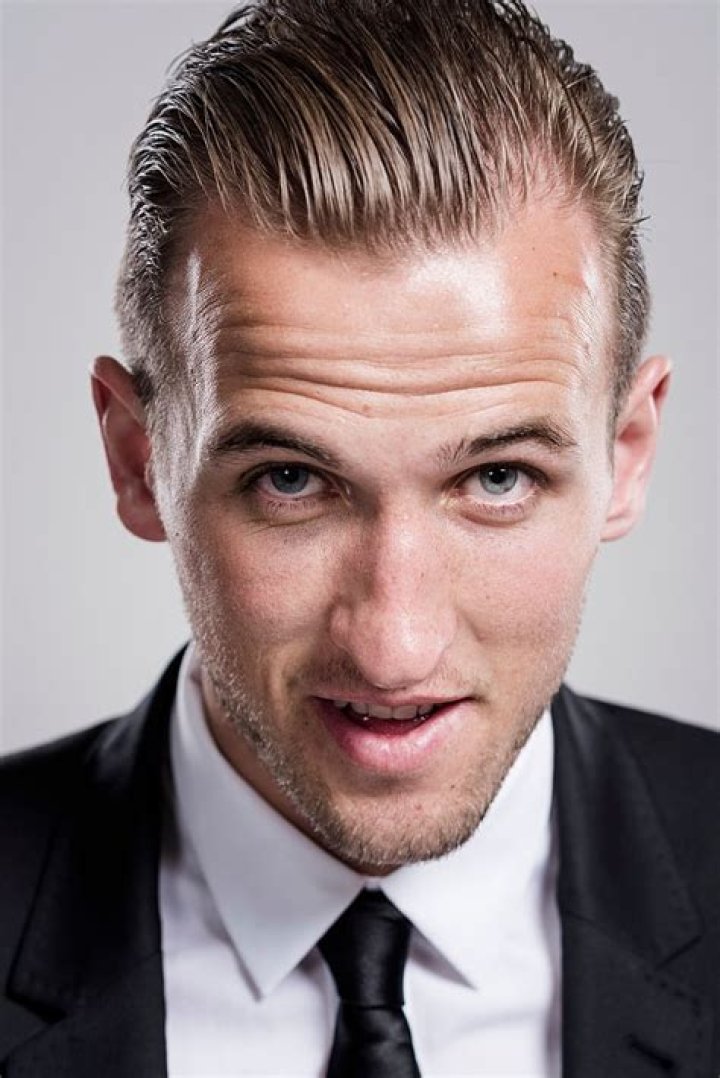 Harry Kane Body Measurements Height Weight Shoe Size Facts Family