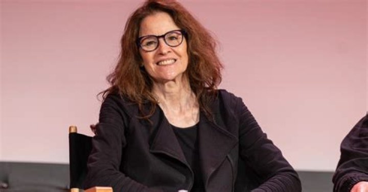 
How Much Money Does Ally Sheedy Make? Latest Income Salary
