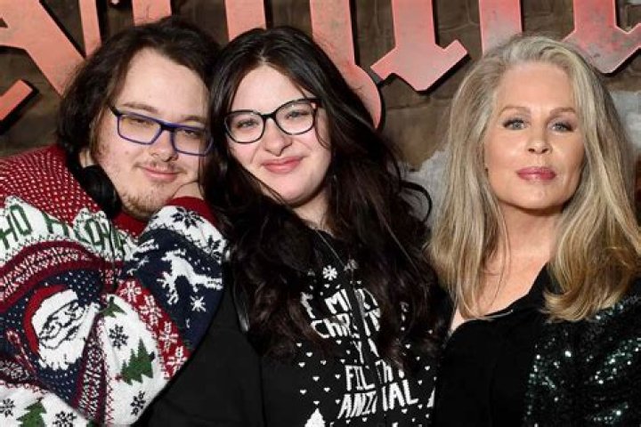 
How Much Money Does Beverly D'Angelo Make? Latest Income Salary
