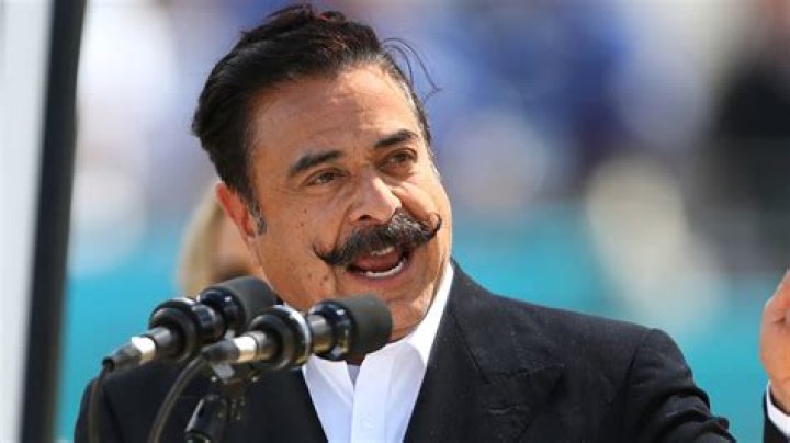 
How Much Money Does Shahid Khan Make? Latest Income Salary
