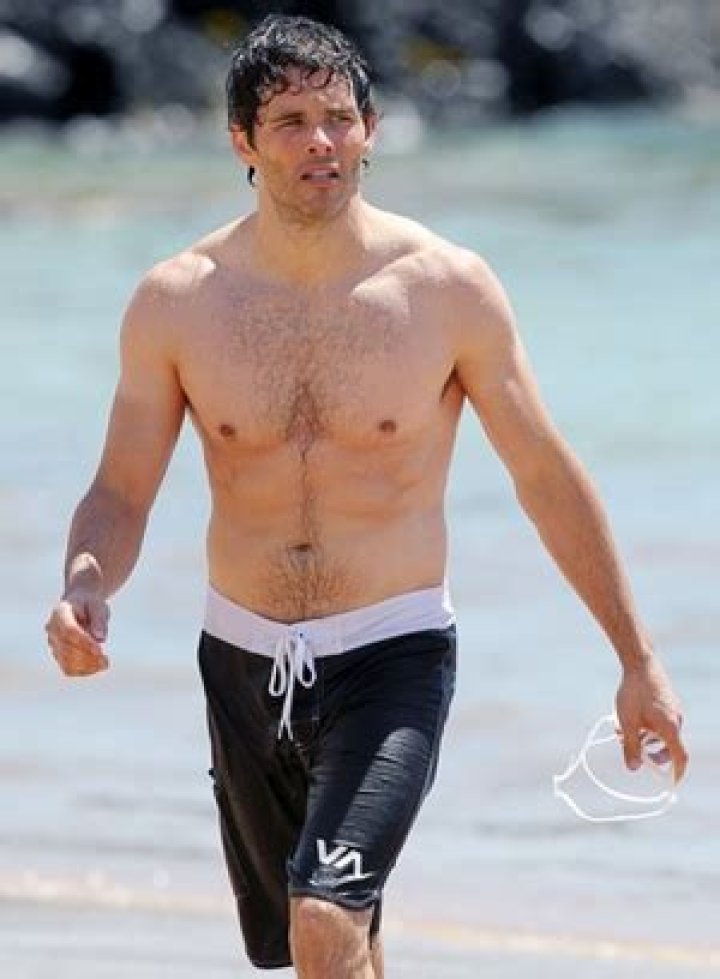 James Marsden Body Measurements Height Weight Shoe Size Vital Statistics Bio