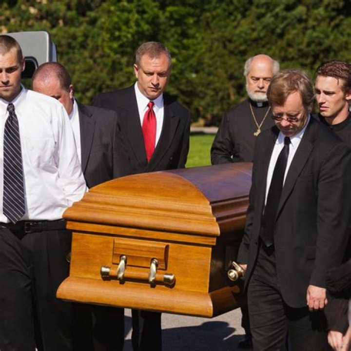 Jason Winter Obituary and Funeral Details