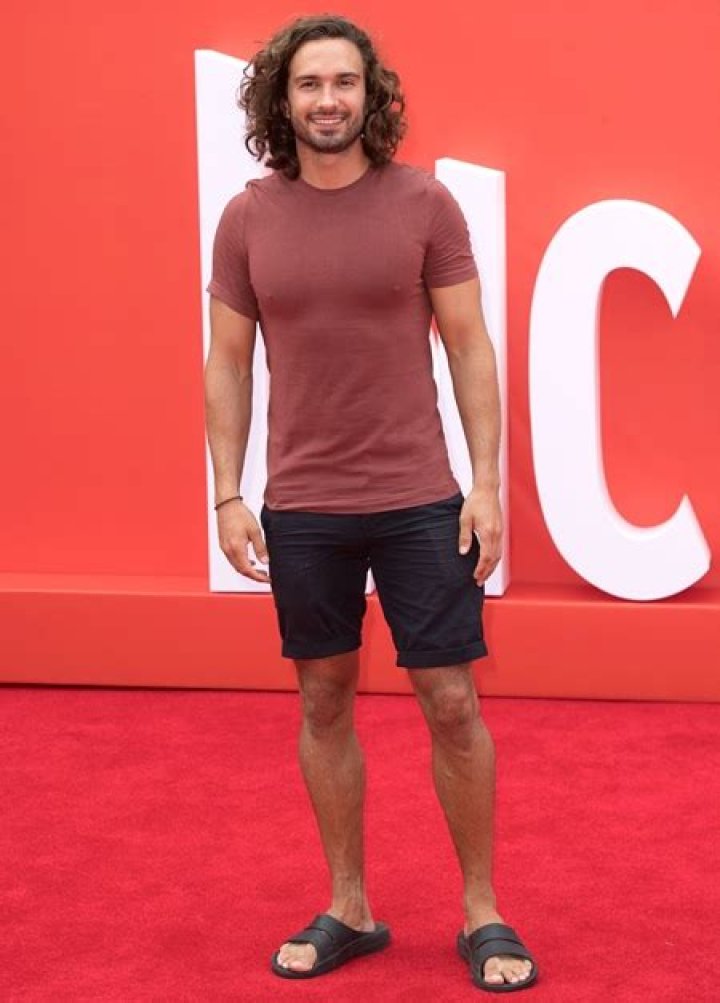Joe Wicks Height Weight Body Measurements Shoe Size Facts Family