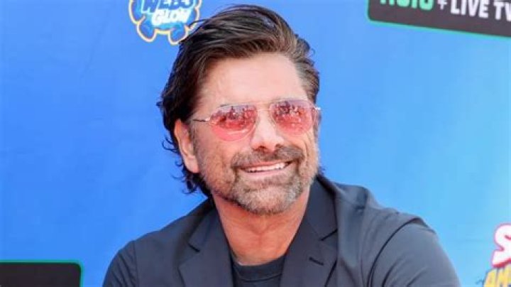 John Stamos Age, Weight, Height, Measurements