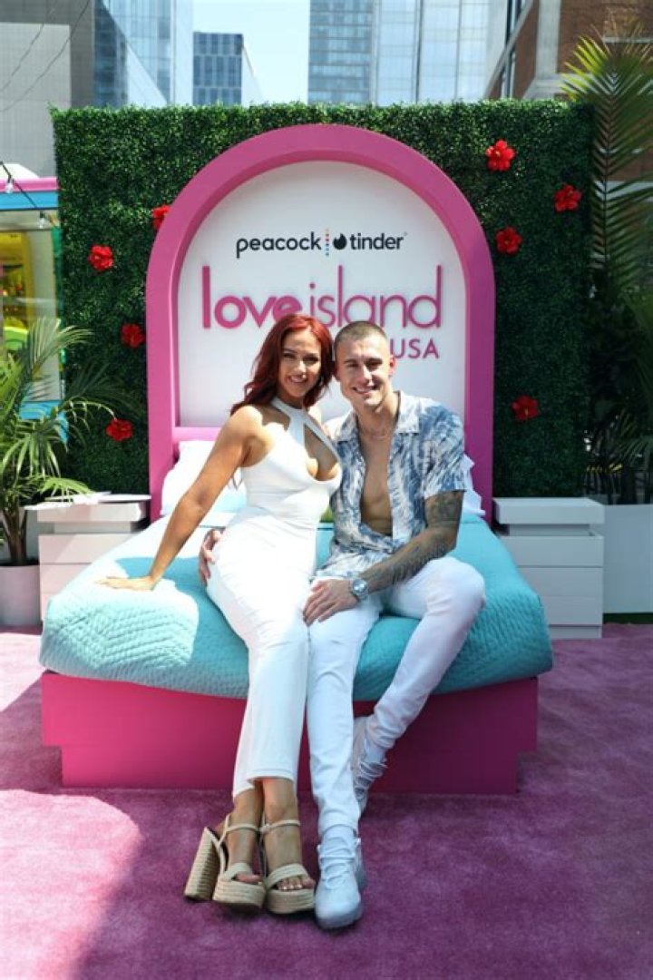 Love Island Isaiah Campbell Age, Height, Girlfriend, Net Worth, Family & More