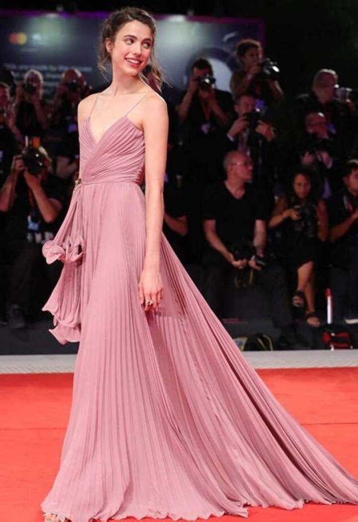 Margaret Qualley Body Measurements Height Weight Bra Size Facts