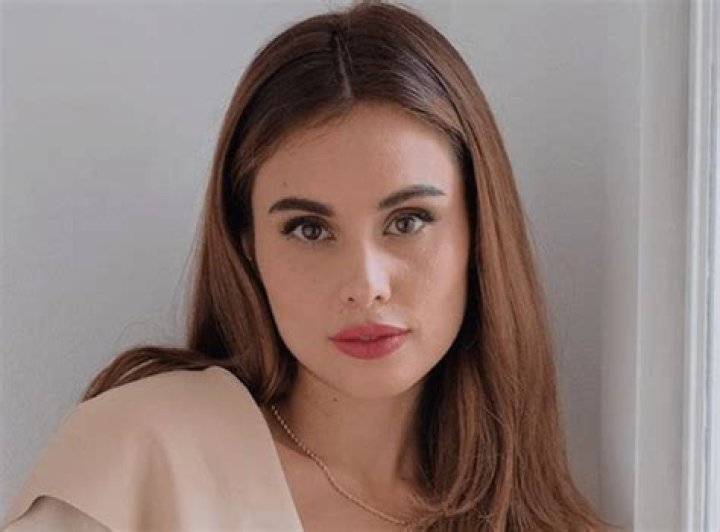Max Collins in Bathing Suit Says "Feed Your Soul" — Celebwell