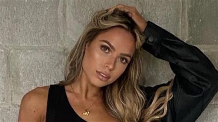Maxxine Dupri in Bathing Suit is on "Cloud 9" — Celebwell