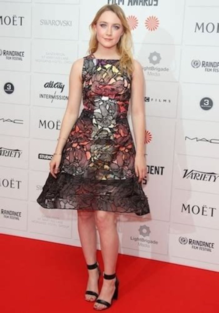 Saoirse Ronan Body Measurements Height Weight Bra Size Vital Stats Facts